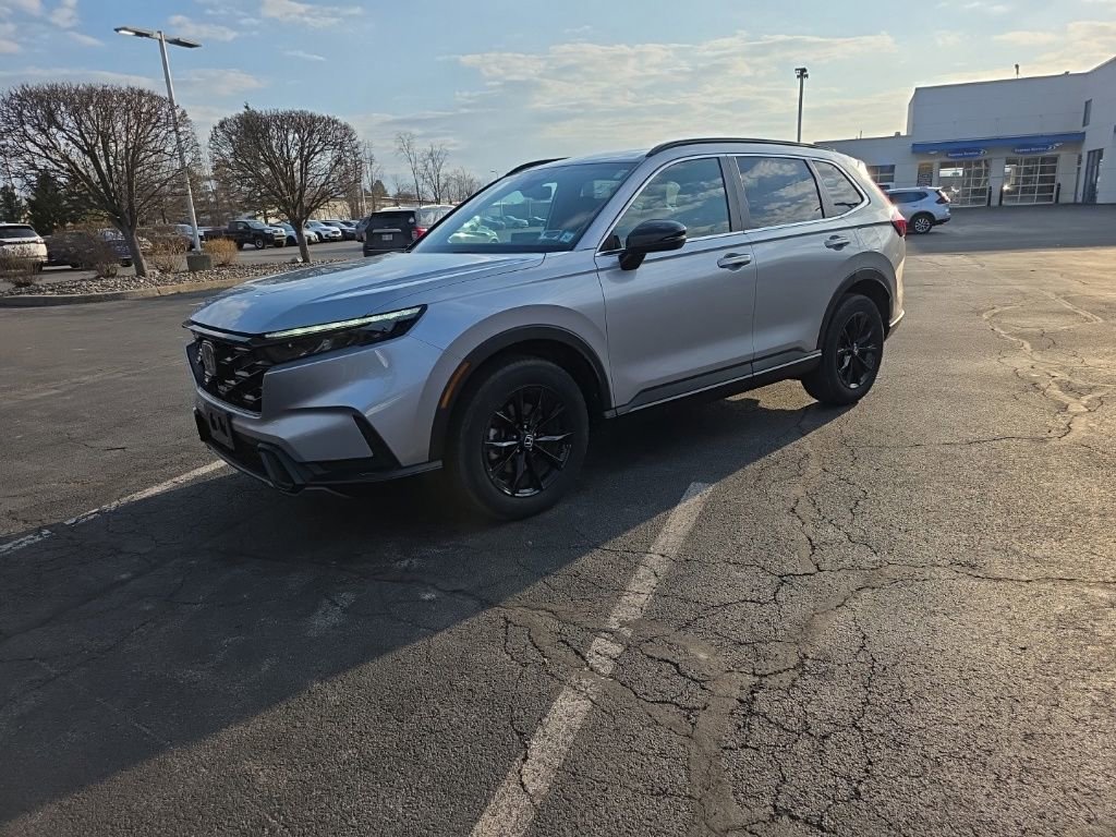 Used 2023 Honda CR-V LX image 3