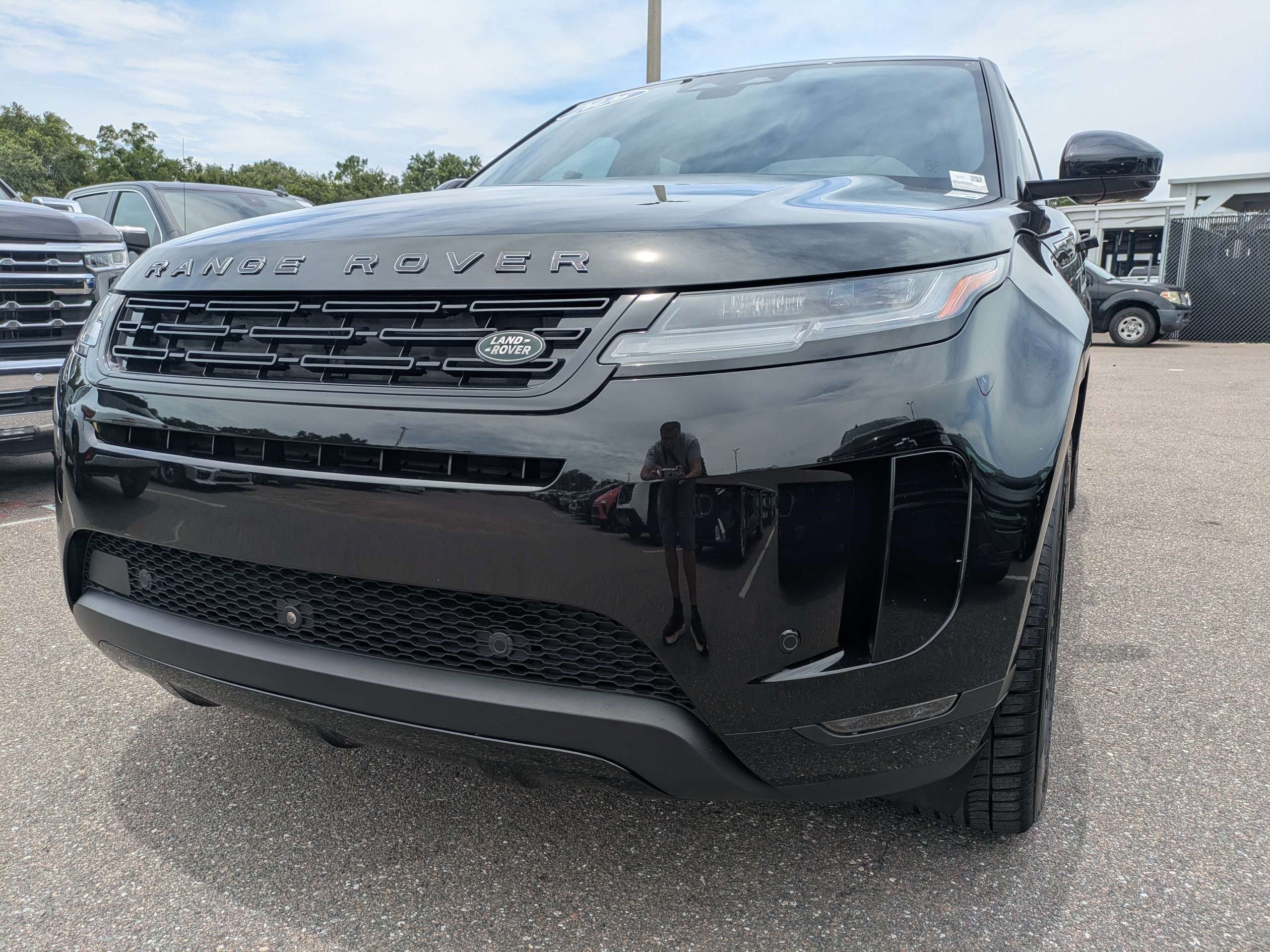 Used 2026 Land Rover Range Rover Evoque S AWD/4WD image 7