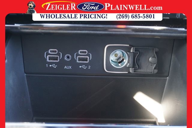 Used 2023 Jeep Grand Cherokee Limited image 25