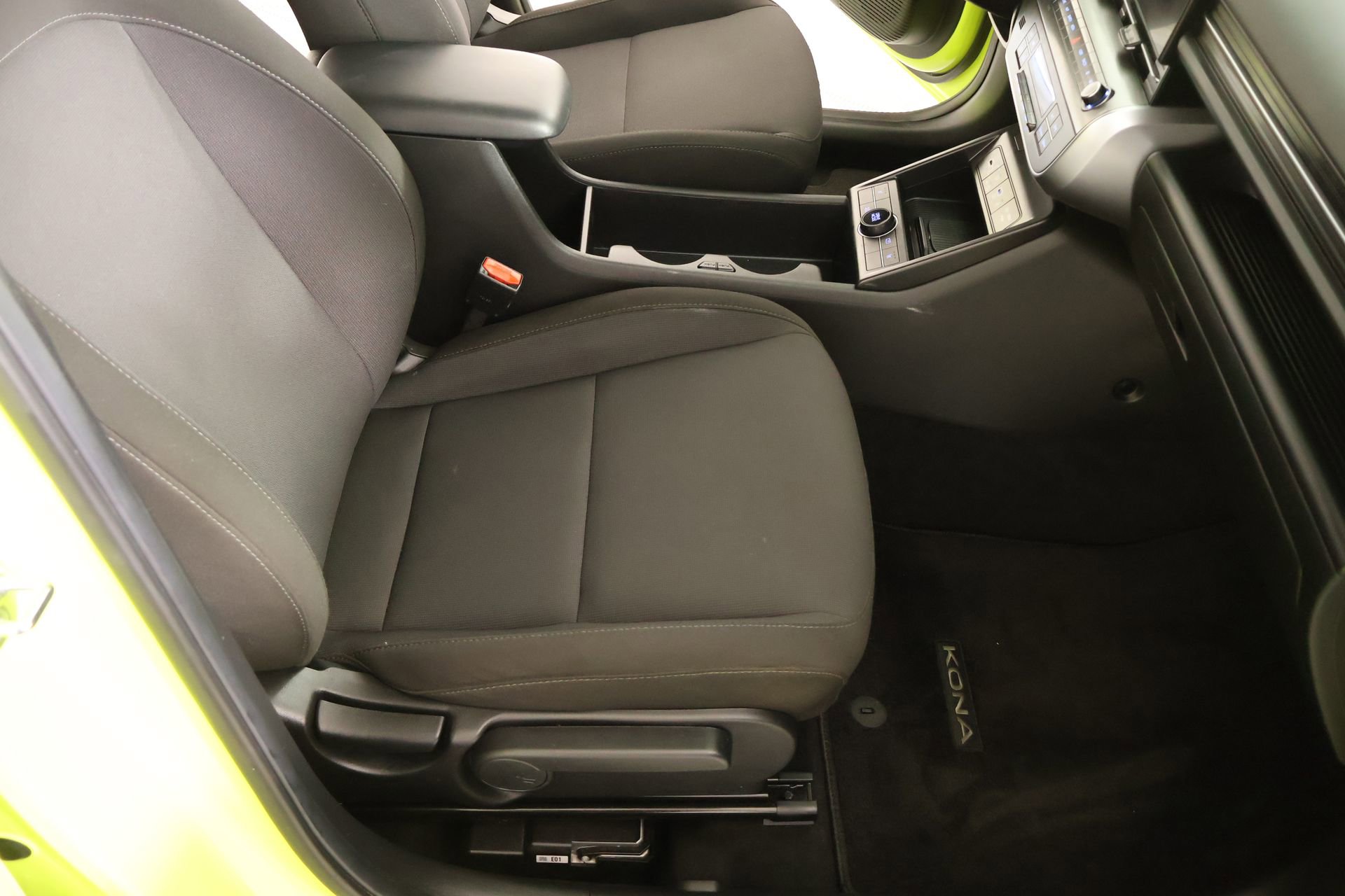 Used 2024 Hyundai Kona SEL w/ Convenience Package image 13