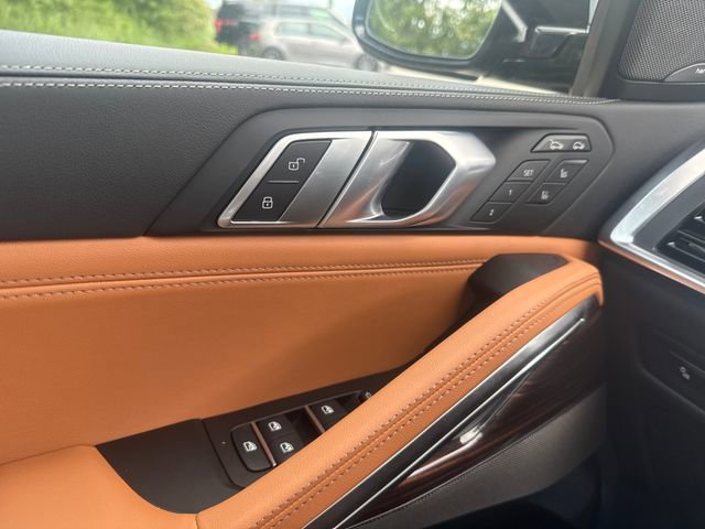 New 2026 BMW X6 M60i AWD/4WD image 17