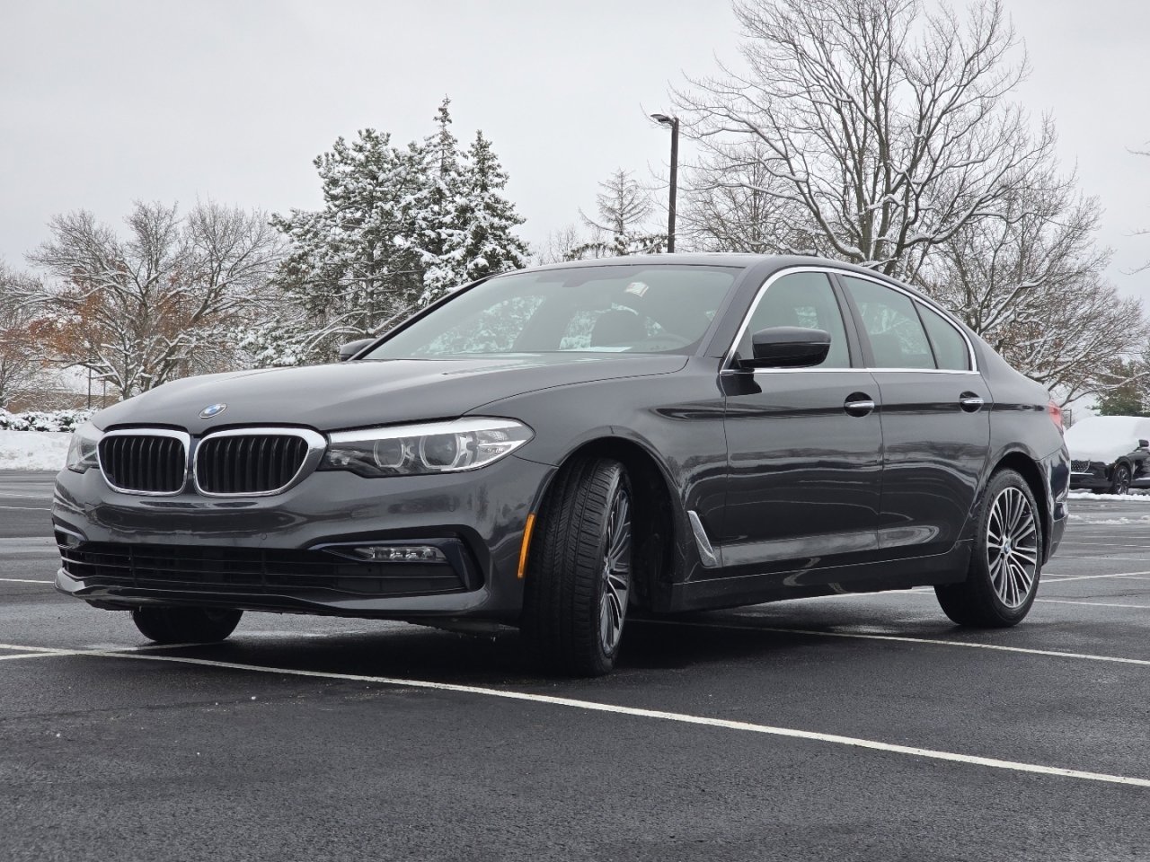 Used 2018 BMW 530i xDrive w/ Premium Package image 14