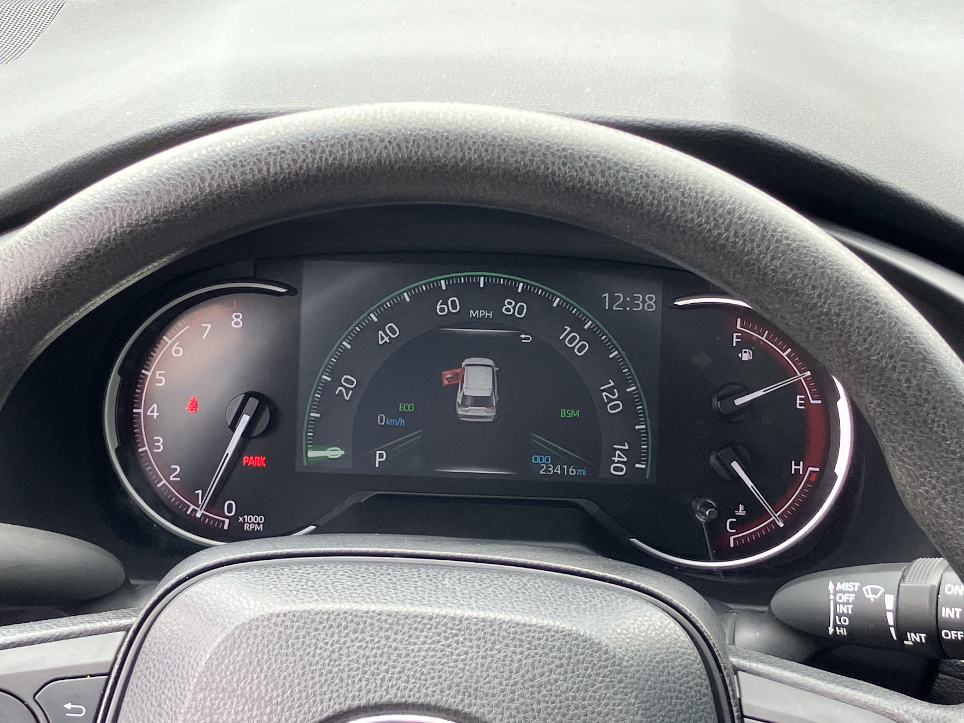 Used 2023 Toyota RAV4 XLE w/ Convenience Package FWD image 23