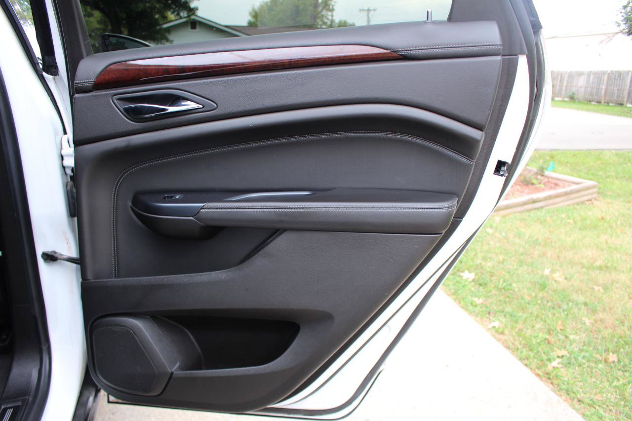 Used 2015 Cadillac SRX Performance w/ Driver Awareness Package AWD/4WD image 35