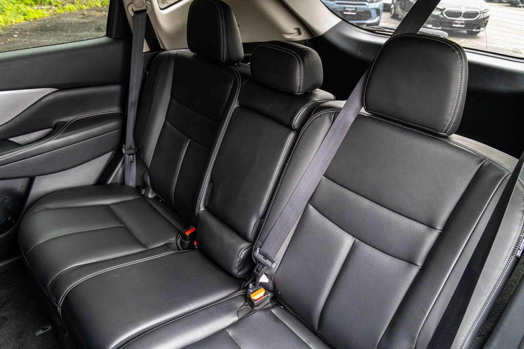 Certified 2024 Nissan Murano SV w/ SV Midnight Edition Package image 21