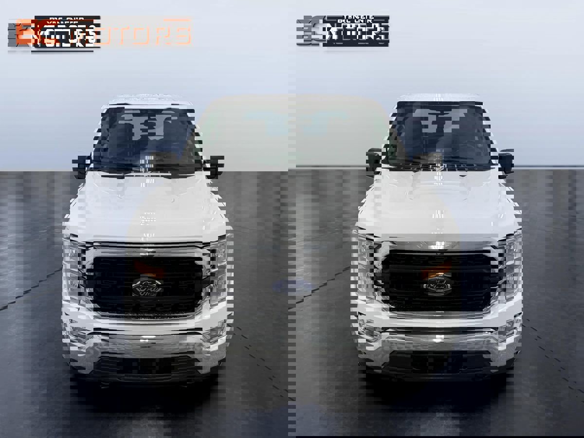 Used 2022 Ford F150 XLT w/ Trailer Tow Package image 8