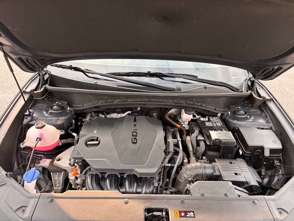 Used 2023 Hyundai Tucson SE AWD/4WD image 9