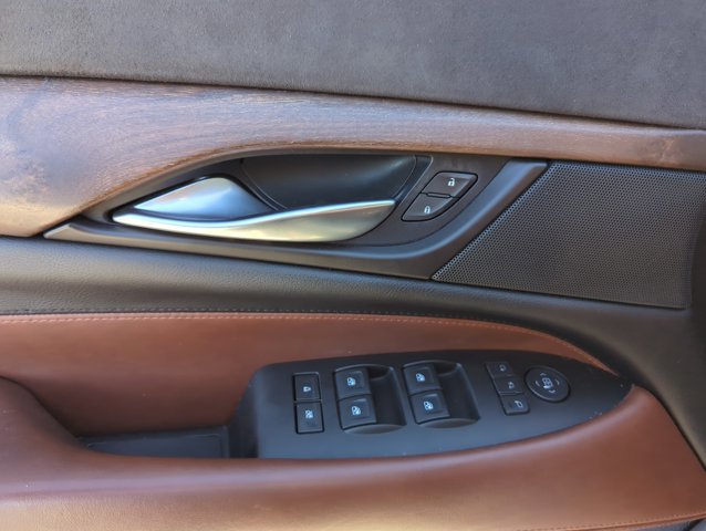 Used 2016 Cadillac Escalade Luxury image 8