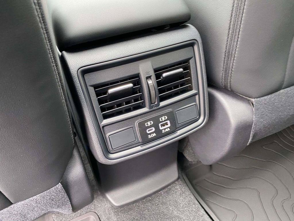 New 2026 Subaru Forester Premium AWD/4WD image 9