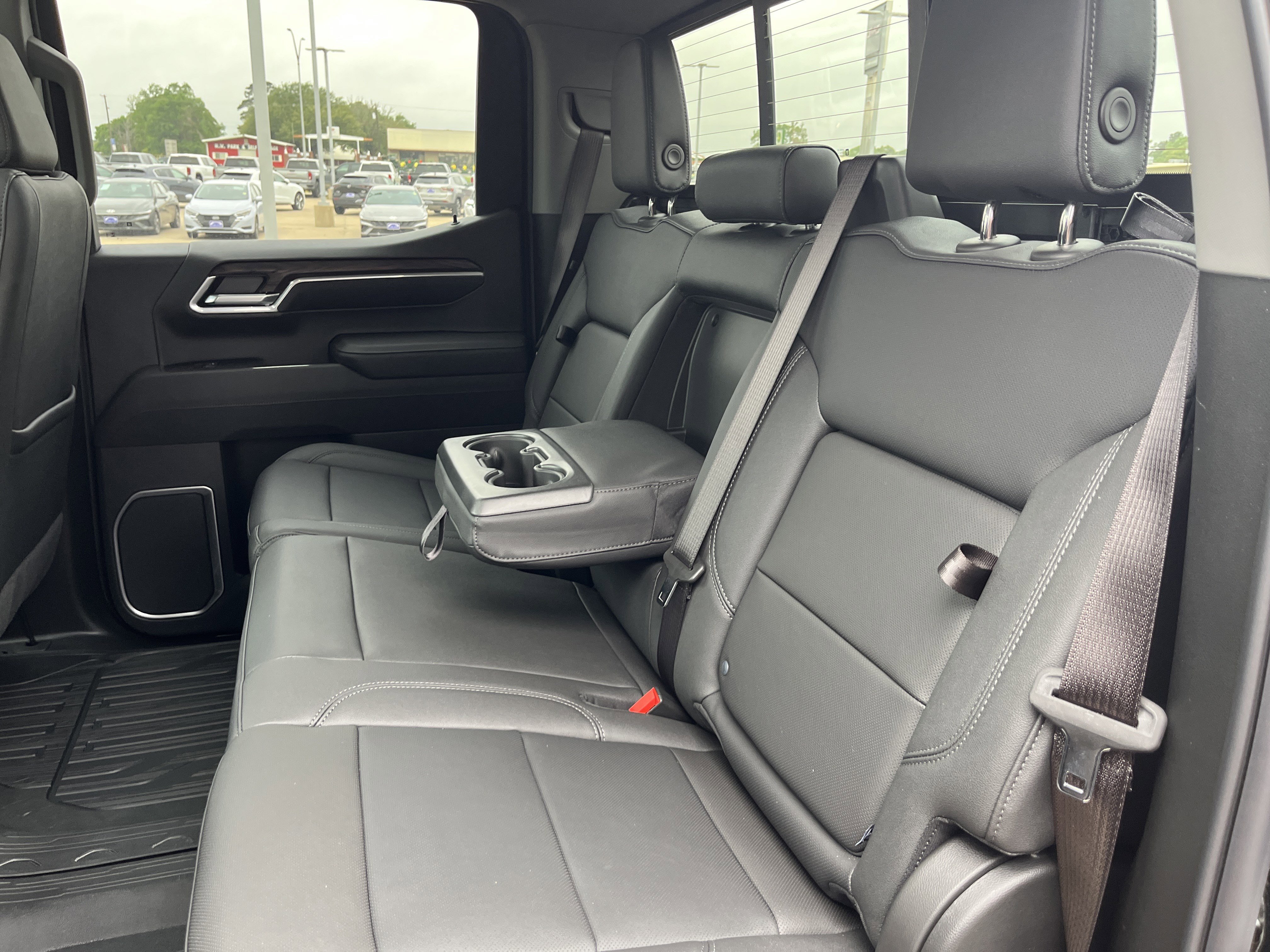New 2026 GMC Sierra 1500 SLT w/ SLT Premium Plus Package AWD/4WD image 13