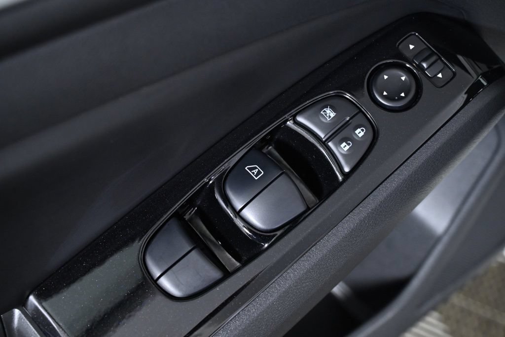 Certified 2023 Nissan Altima 2.5 SV FWD image 22