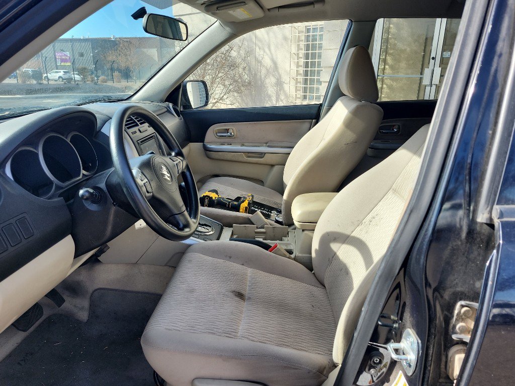 Used 2013 Suzuki Grand Vitara Premium image 13