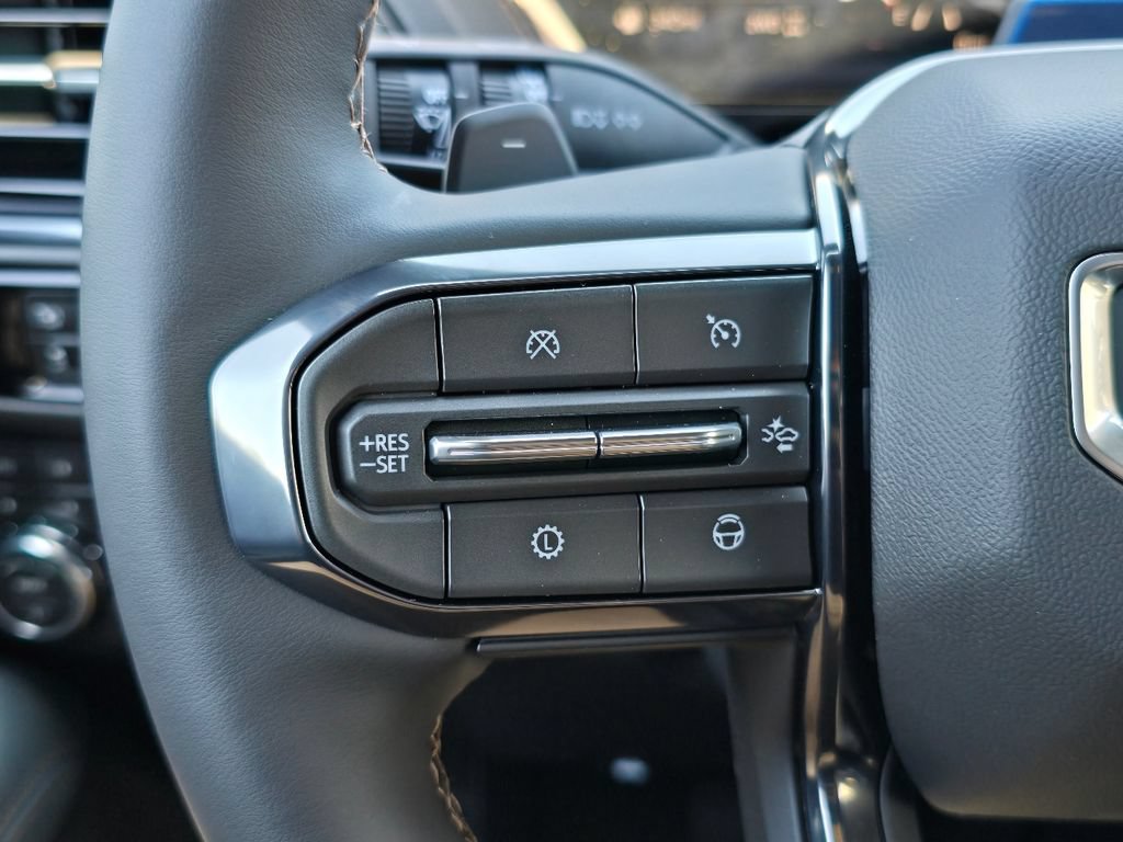 New 2026 GMC Yukon AT4 w/ AT4 Premium Plus Package AWD/4WD image 18