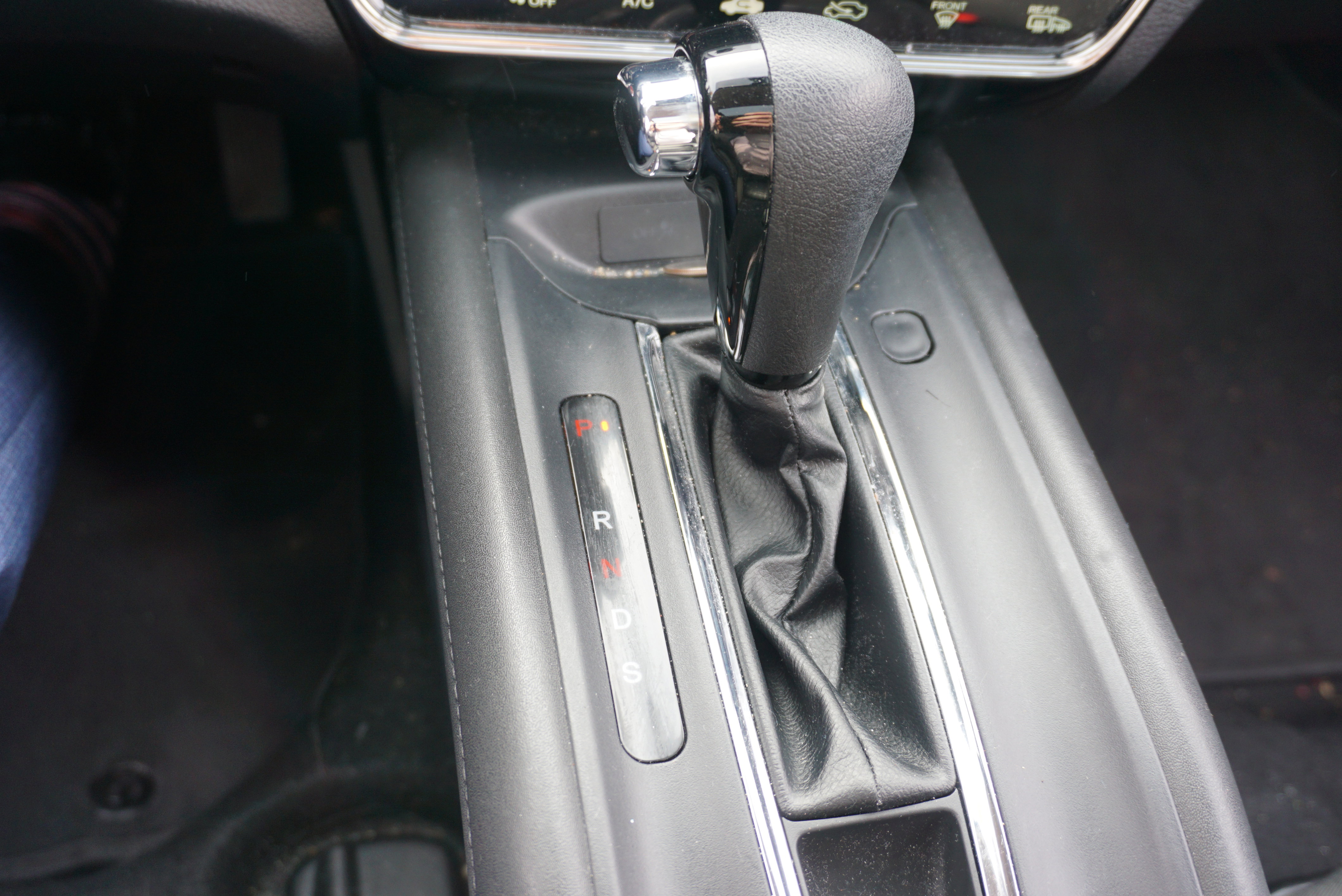 Used 2021 Honda HR-V EX image 11