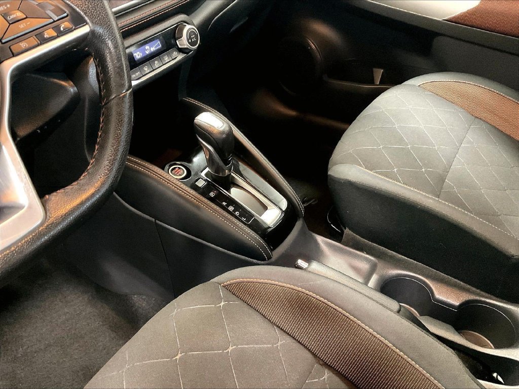 Used 2019 Nissan Kicks SR FWD image 21