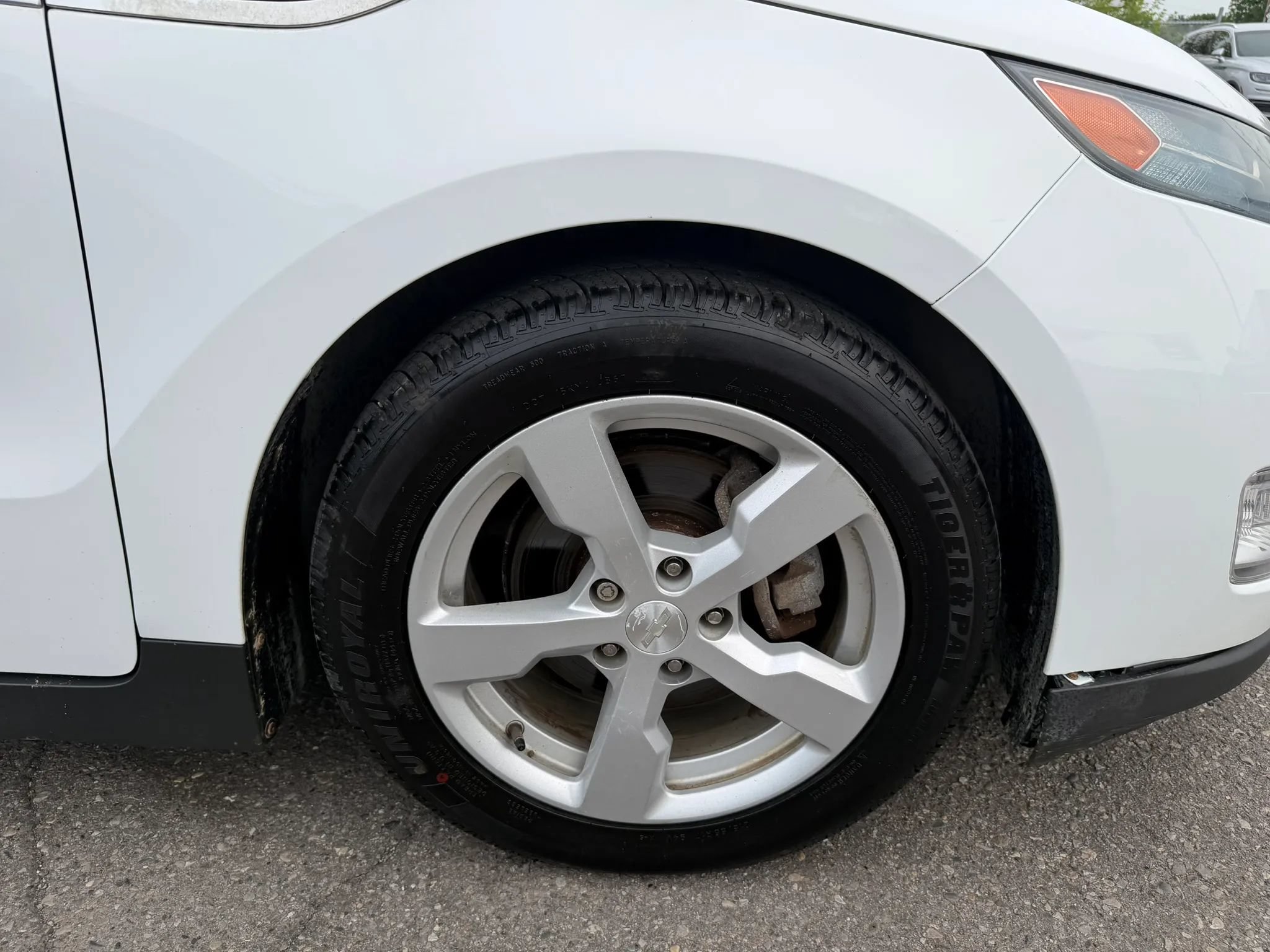 Used 2013 Chevrolet Volt Premium w/ Premium Trim Package FWD image 28
