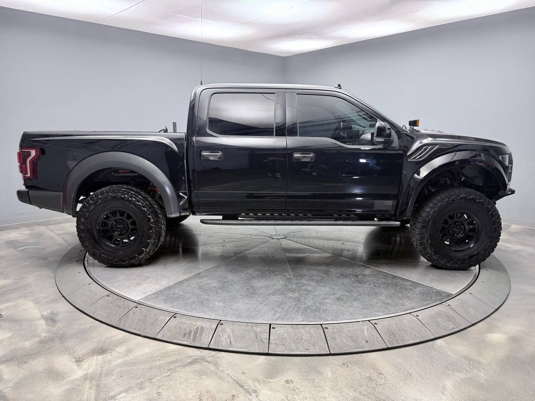 Used 2019 Ford F150 Raptor w/ Equipment Group 802A Luxury AWD/4WD image 4