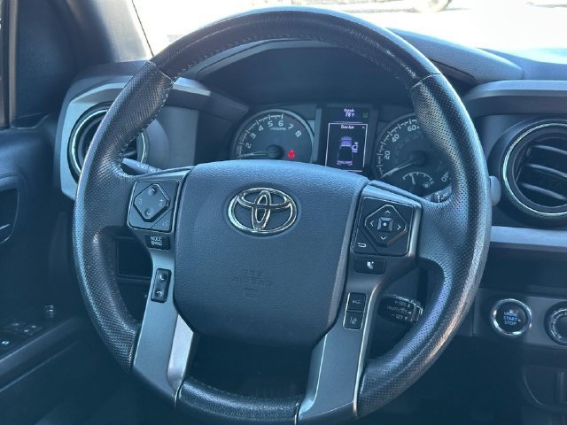 Used 2019 Toyota Tacoma TRD Sport w/ Technology Package AWD/4WD image 15