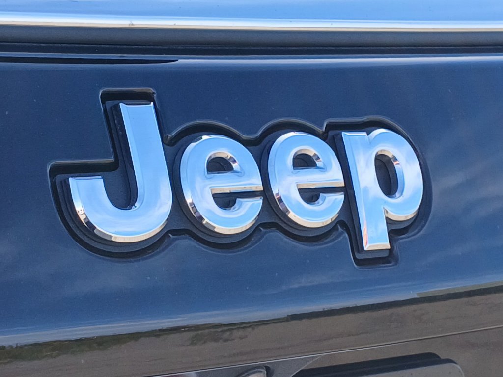 Used 2024 Jeep Compass Limited AWD/4WD image 31