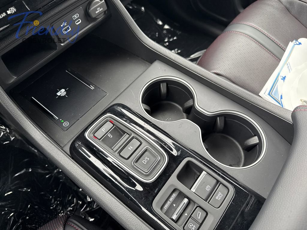 Used 2025 Honda Pilot Black Edition image 23