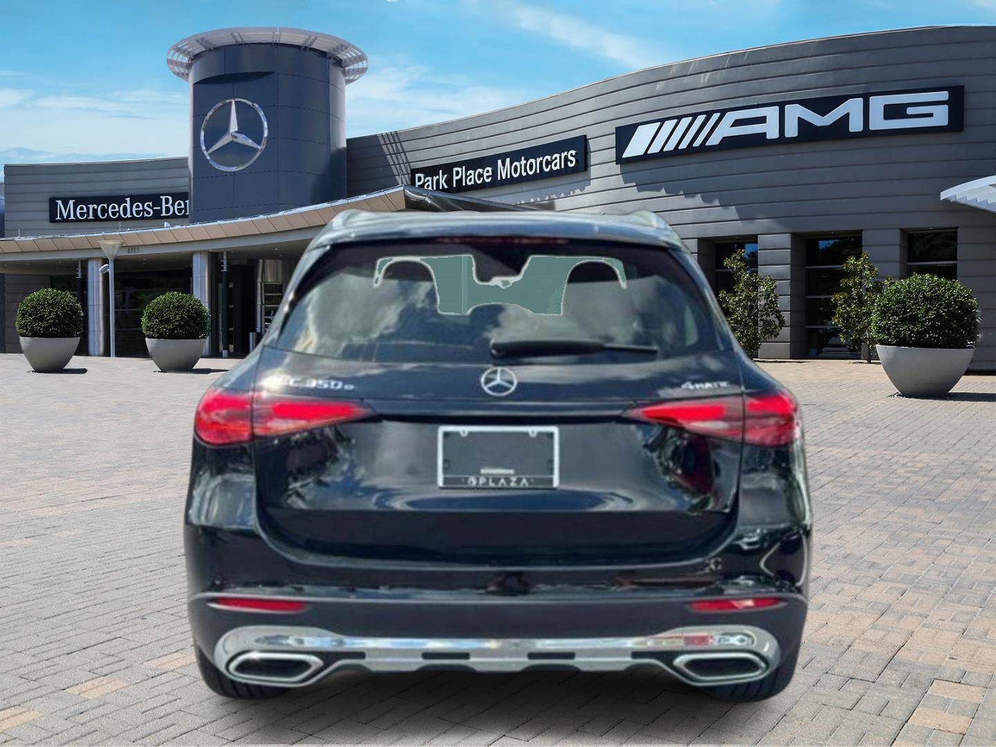 Certified 2025 Mercedes-Benz GLC 350e 4MATIC image 4