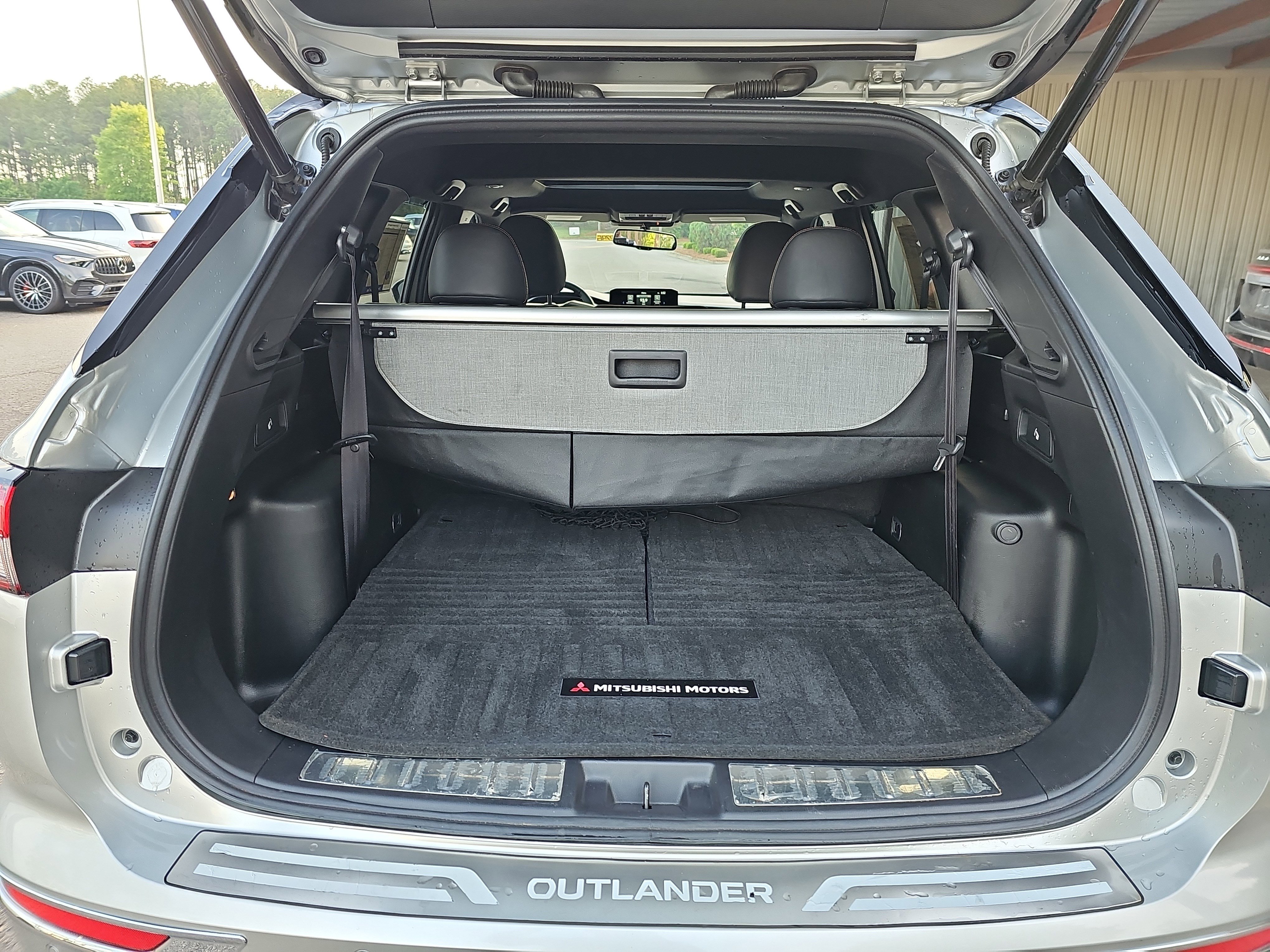Used 2024 Mitsubishi Outlander SEL AWD/4WD image 13