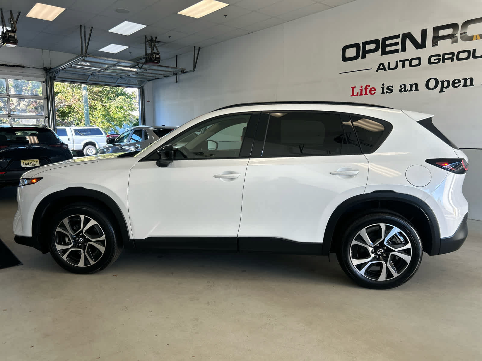 Used 2026 MAZDA CX-5 Preferred AWD/4WD image 2