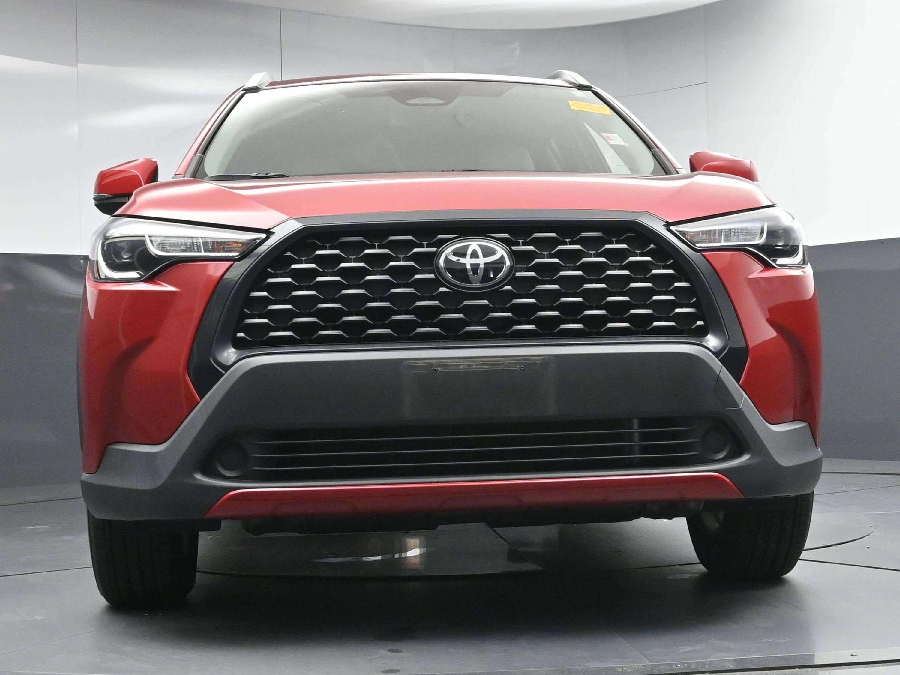 Certified 2023 Toyota Corolla Cross LE image 24