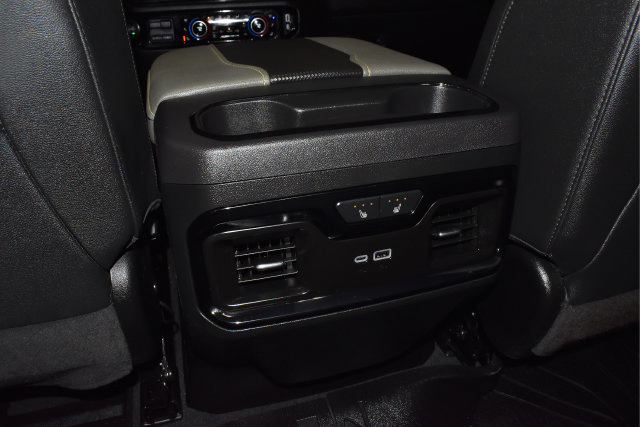 Used 2024 Chevrolet Silverado 2500 ZR2 w/ Technology Package AWD/4WD image 20