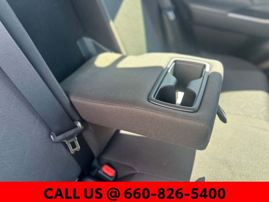 Used 2025 Toyota RAV4 XLE image 8