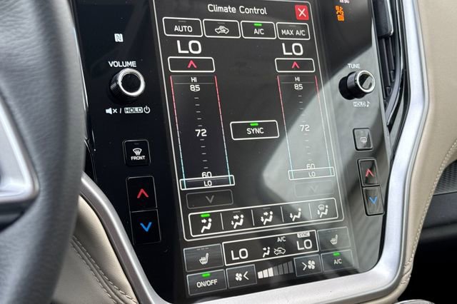 Used 2025 Subaru Outback Premium w/ Popular Package #1 image 17