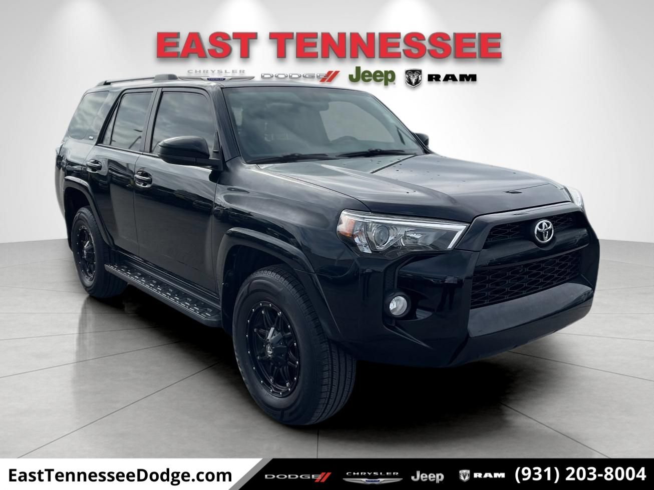 Used 2019 Toyota 4Runner SR5 AWD/4WD video 1