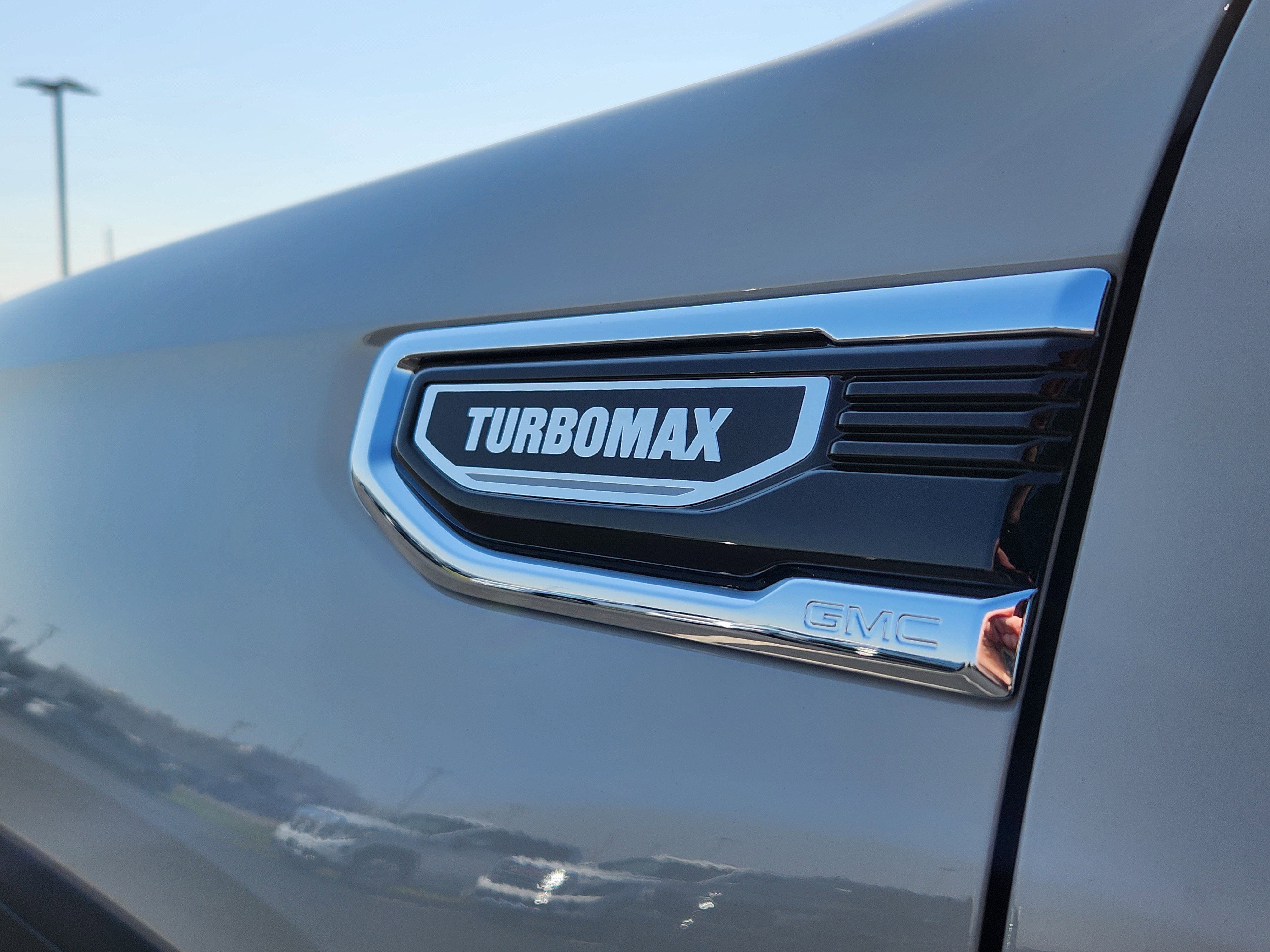 New 2026 GMC Sierra 1500 SLE AWD/4WD image 7