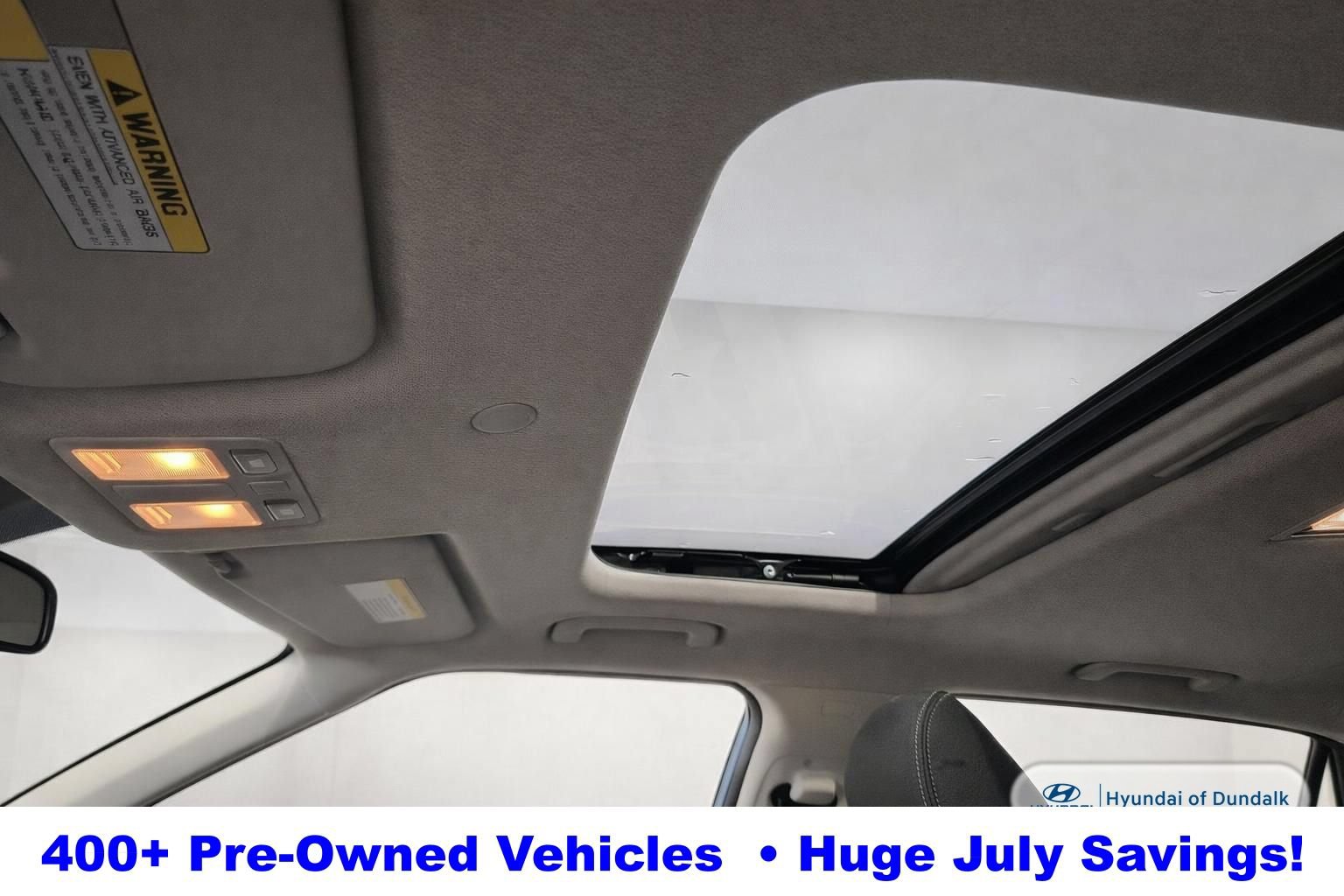 Used 2025 Hyundai Venue SEL FWD image 14