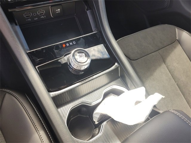 New 2025 Jeep Grand Cherokee Altitude image 26