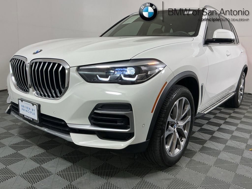 Certified 2023 BMW X5 sDrive40i w/ Premium Package