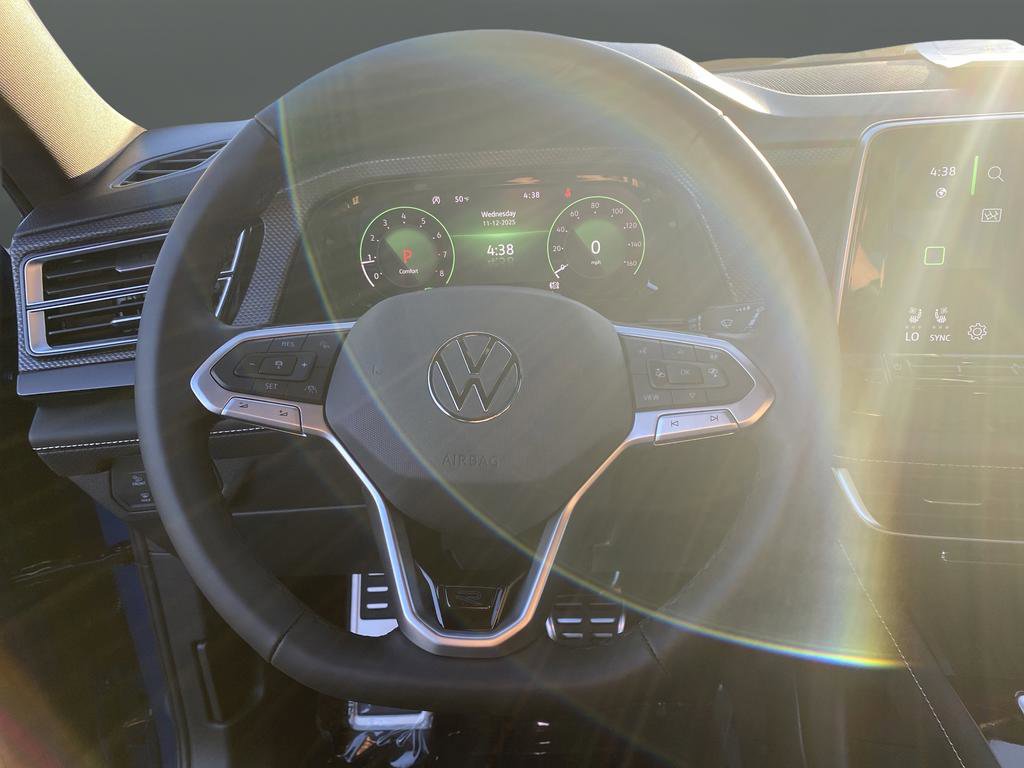 New 2026 Volkswagen Atlas Cross Sport SEL Premium R-Line image 18