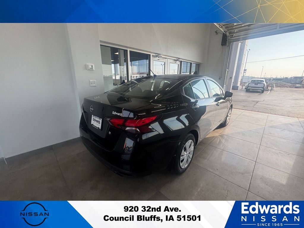New 2025 Nissan Versa S w/ Trunk Package FWD image 4