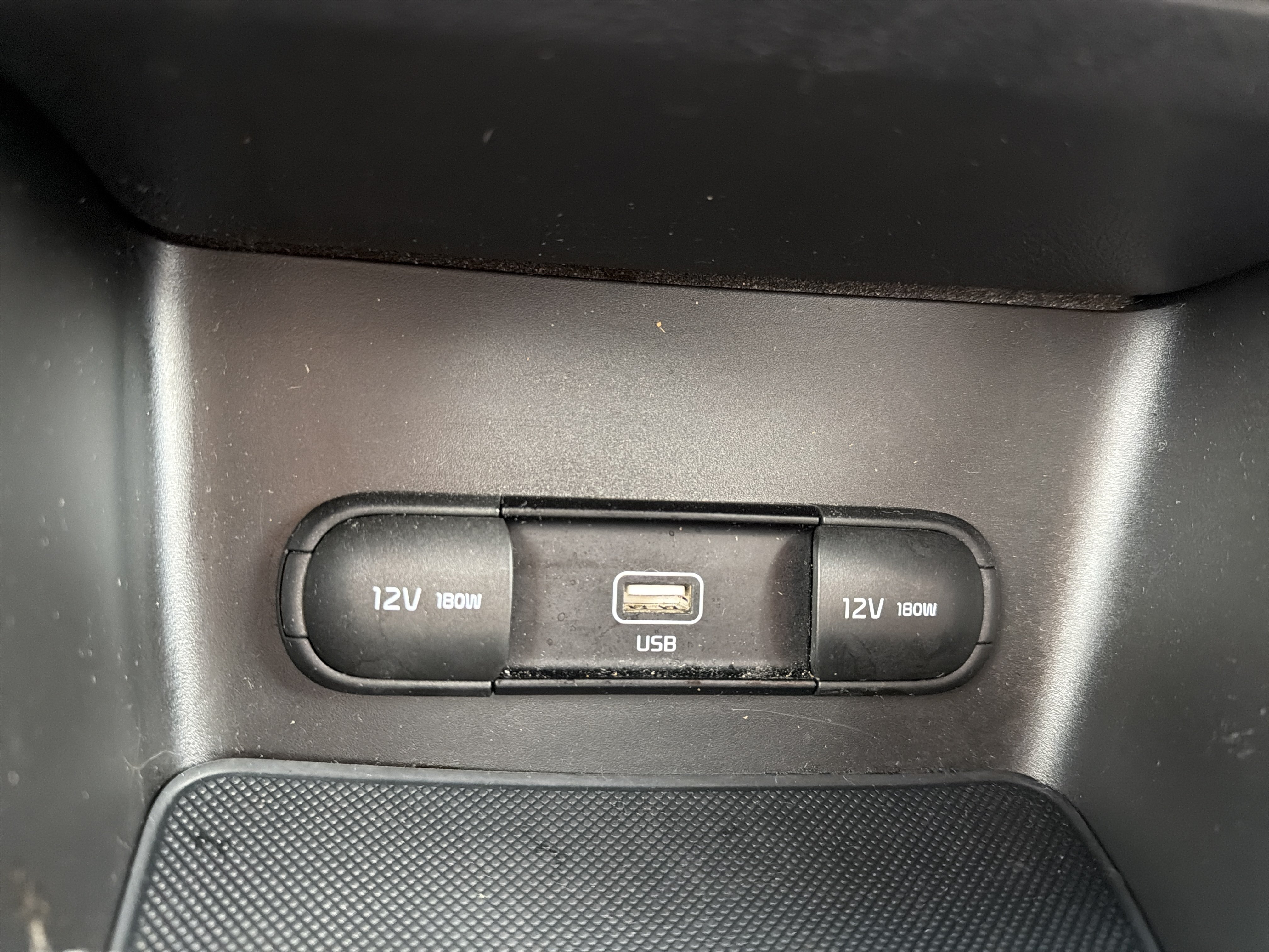 Used 2020 Kia Sportage LX AWD/4WD image 17