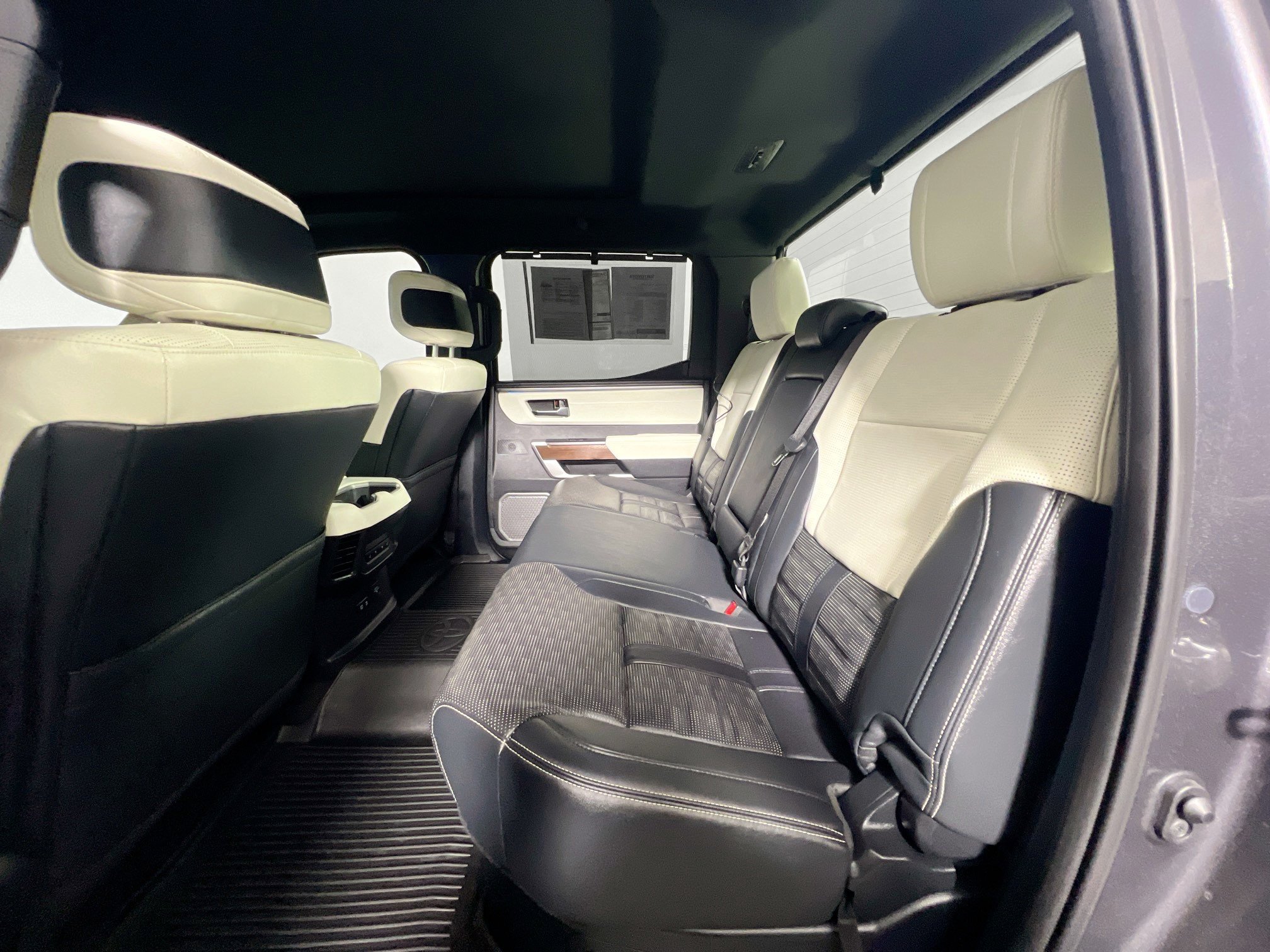 Used 2024 Toyota Tundra Capstone AWD/4WD image 28