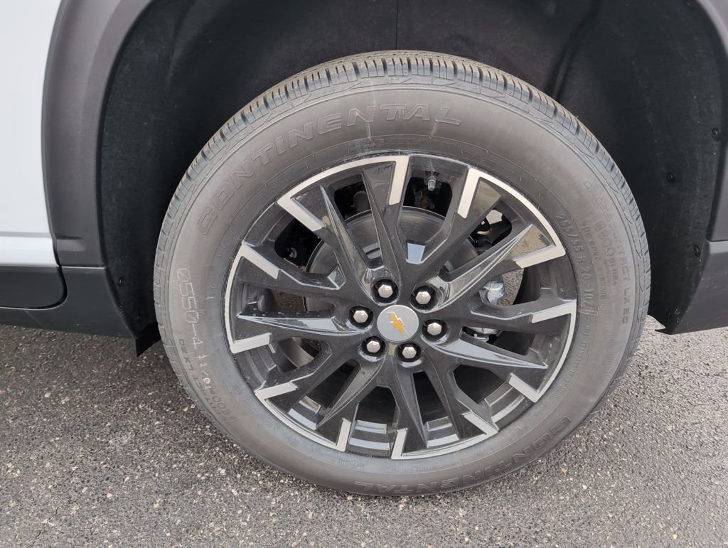 New 2026 Chevrolet Traverse LT w/ Sun and Wheel Package image 24
