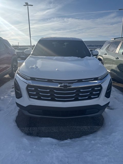 New 2026 Chevrolet Equinox LT w/ Convenience Package II image 2