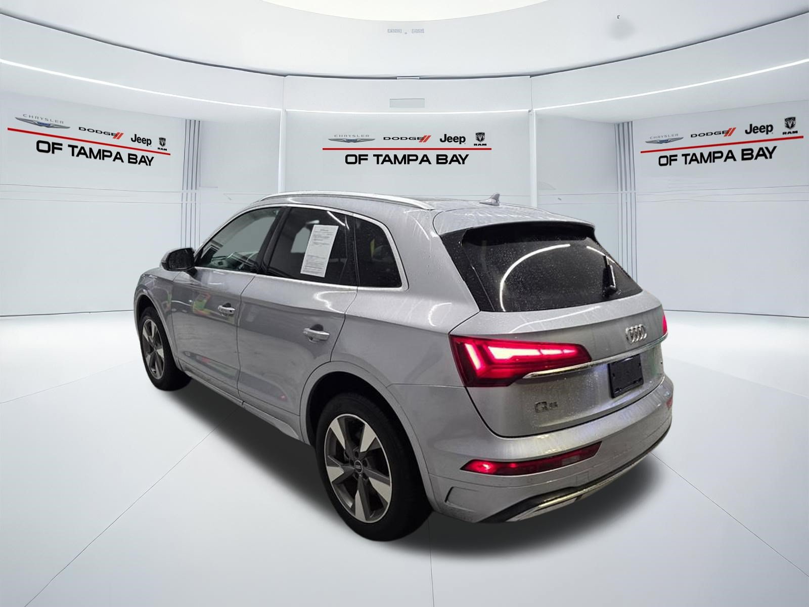 Used 2022 Audi Q5 2.0T Premium Plus AWD/4WD image 4
