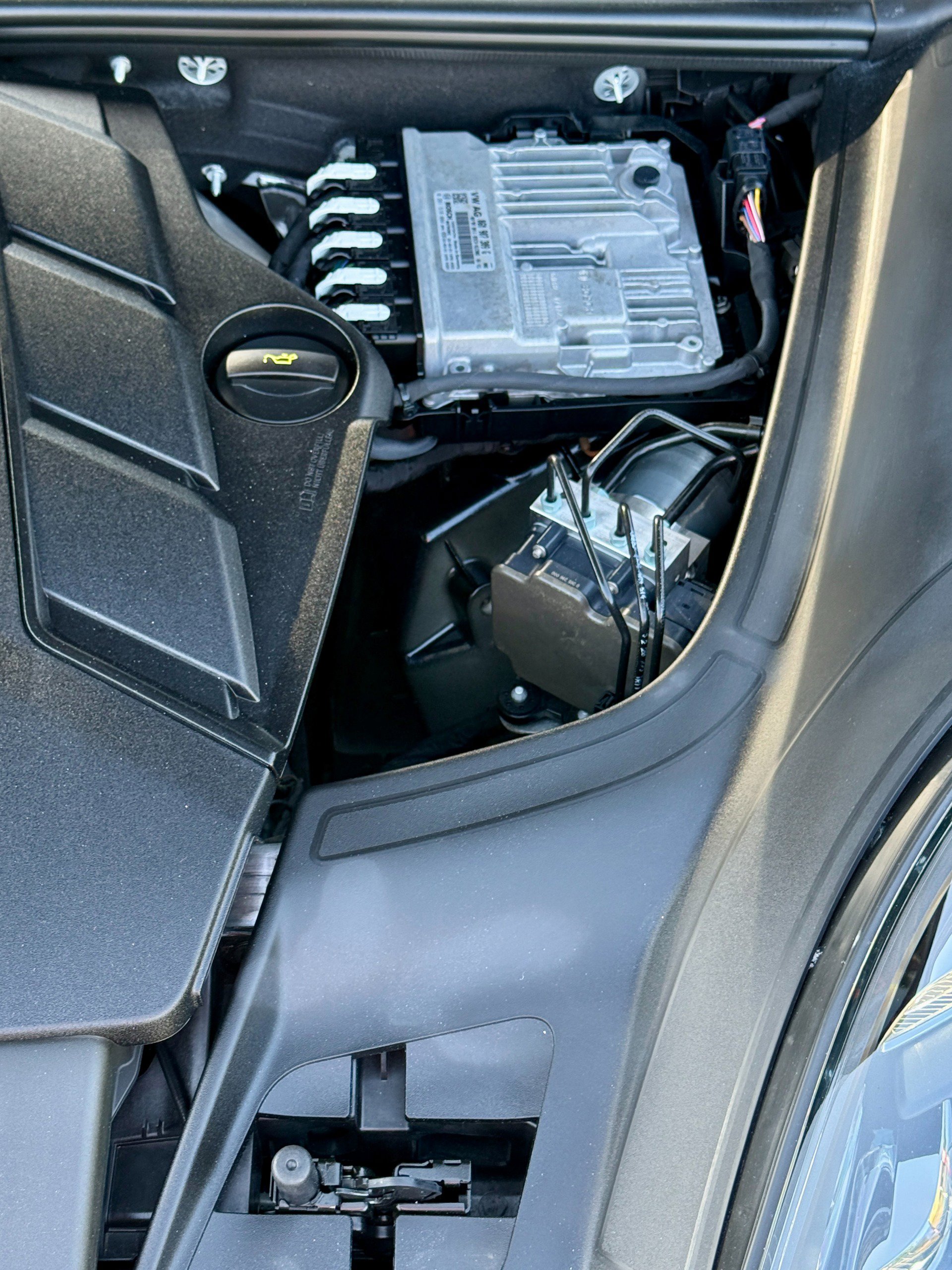 Used 2022 Porsche Cayenne Platinum Edition image 55