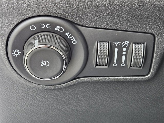 New 2026 Jeep Compass Latitude image 28