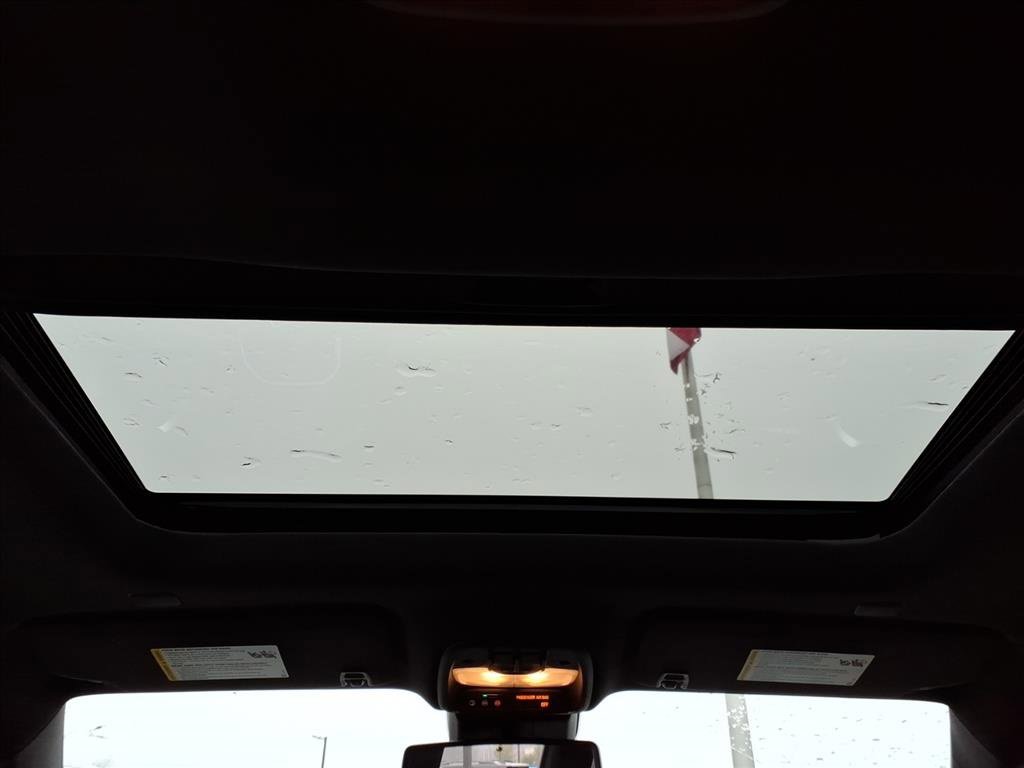 Used 2024 Chevrolet Colorado ZR2 w/ ZR2 Convenience Package III image 12