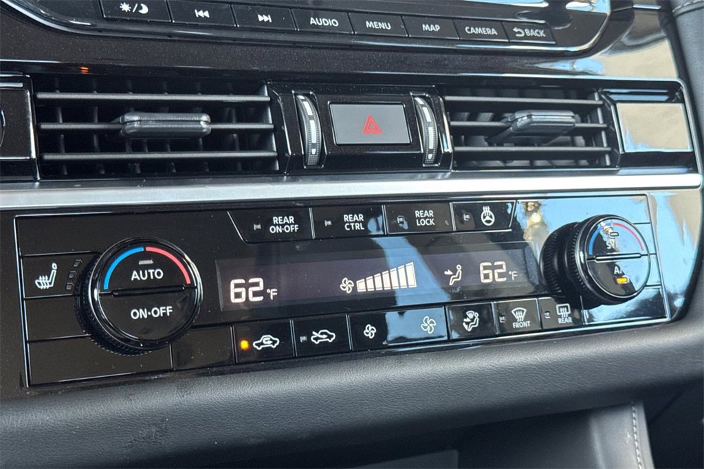 Certified 2024 Nissan Pathfinder SL image 23