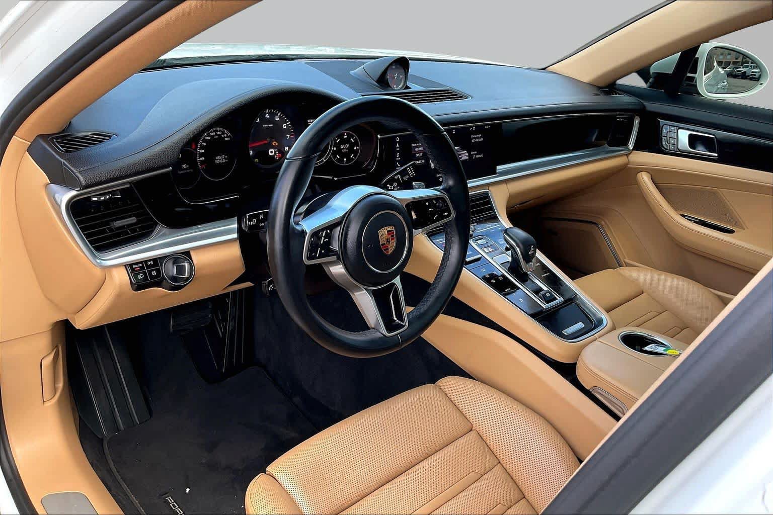 Used 2018 Porsche Panamera 4 AWD/4WD image 15