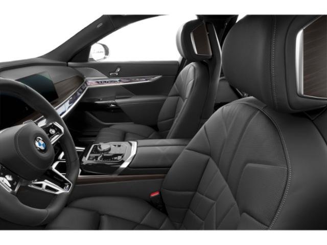 Used 2023 BMW 760i xDrive w/ Executive Package image 12