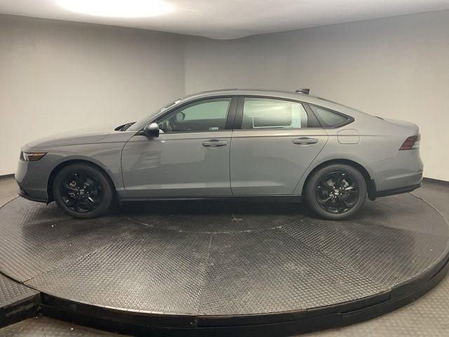 New 2025 Honda Accord SE image 4
